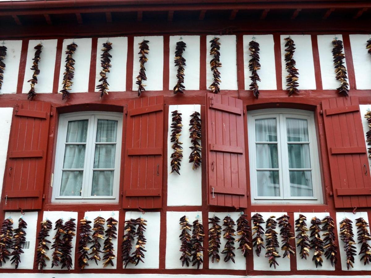 Basque Style House 15 Min From Bidart Beaches Arcangues Exterior photo